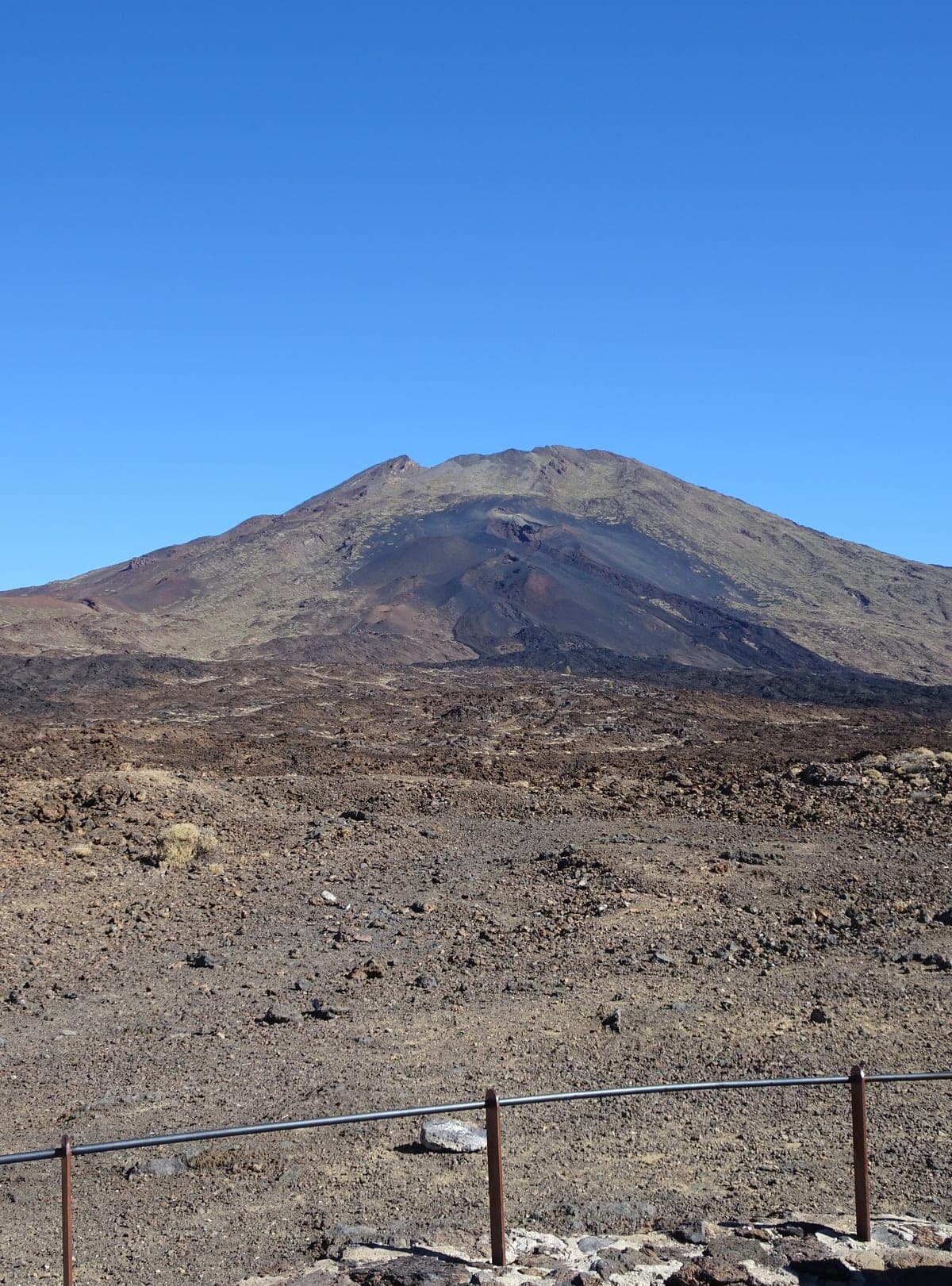 Colada de lava de la erupción de 1798 (Narices del Teide / Chahorra) en Pico Viejo, Tenerife.