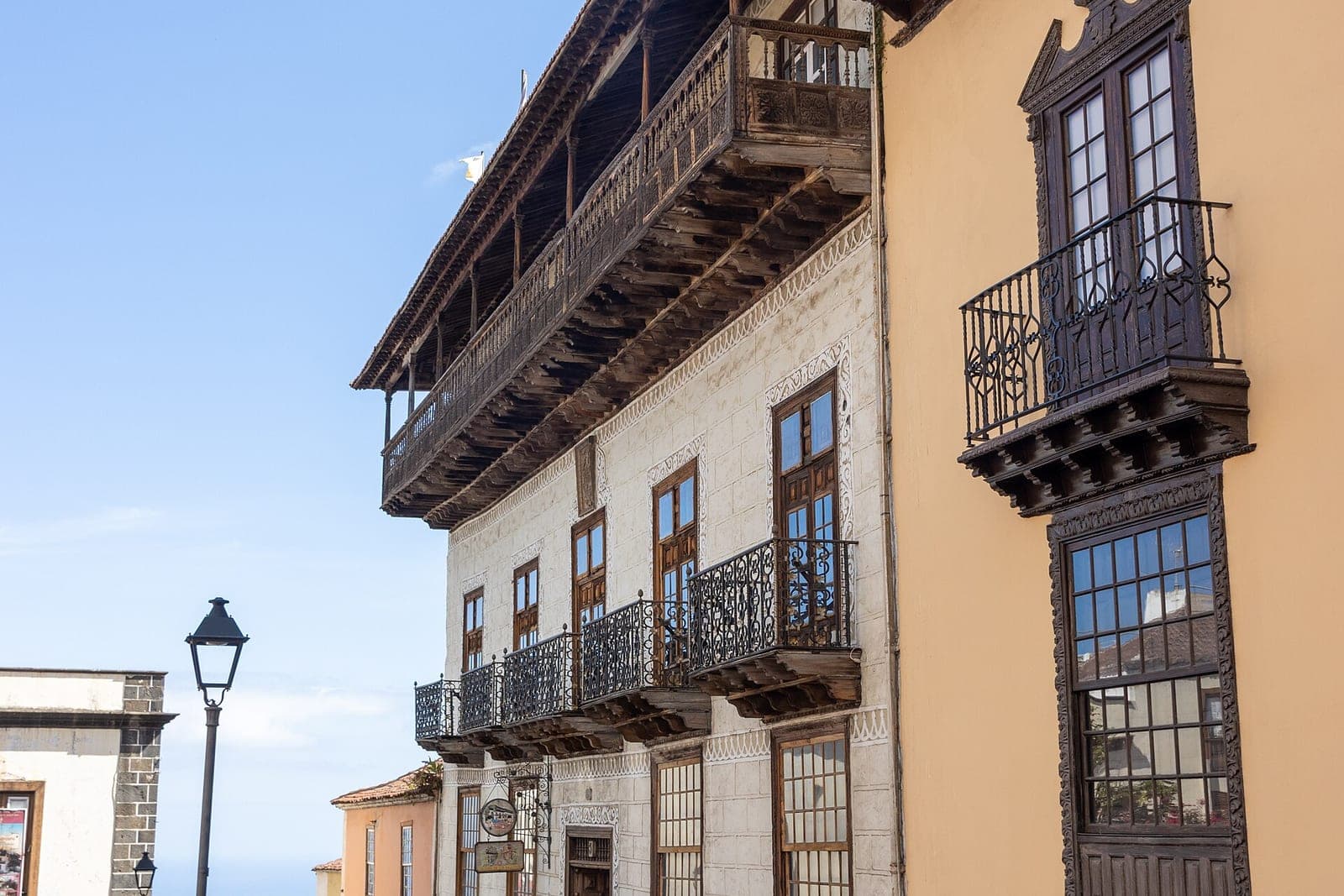 Casa de los Balcones