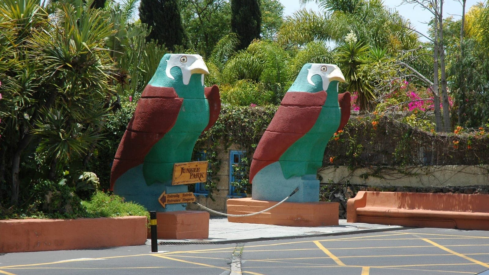 Las Águilas Jungle Park