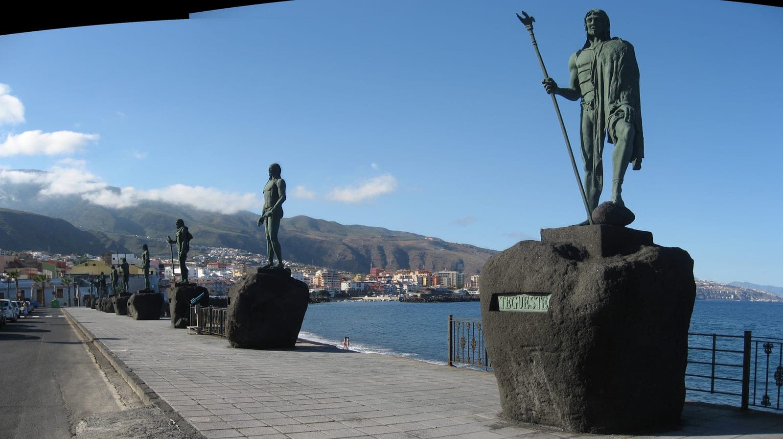 Statuen der Menceyes (Candelaria)