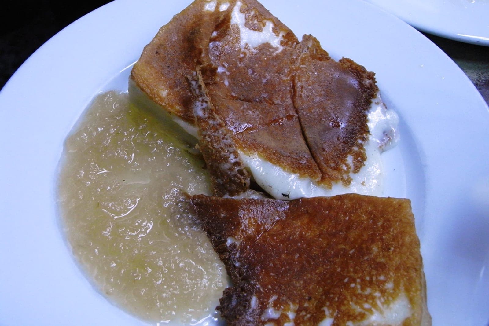 Gegrillter Käse mit Mojo