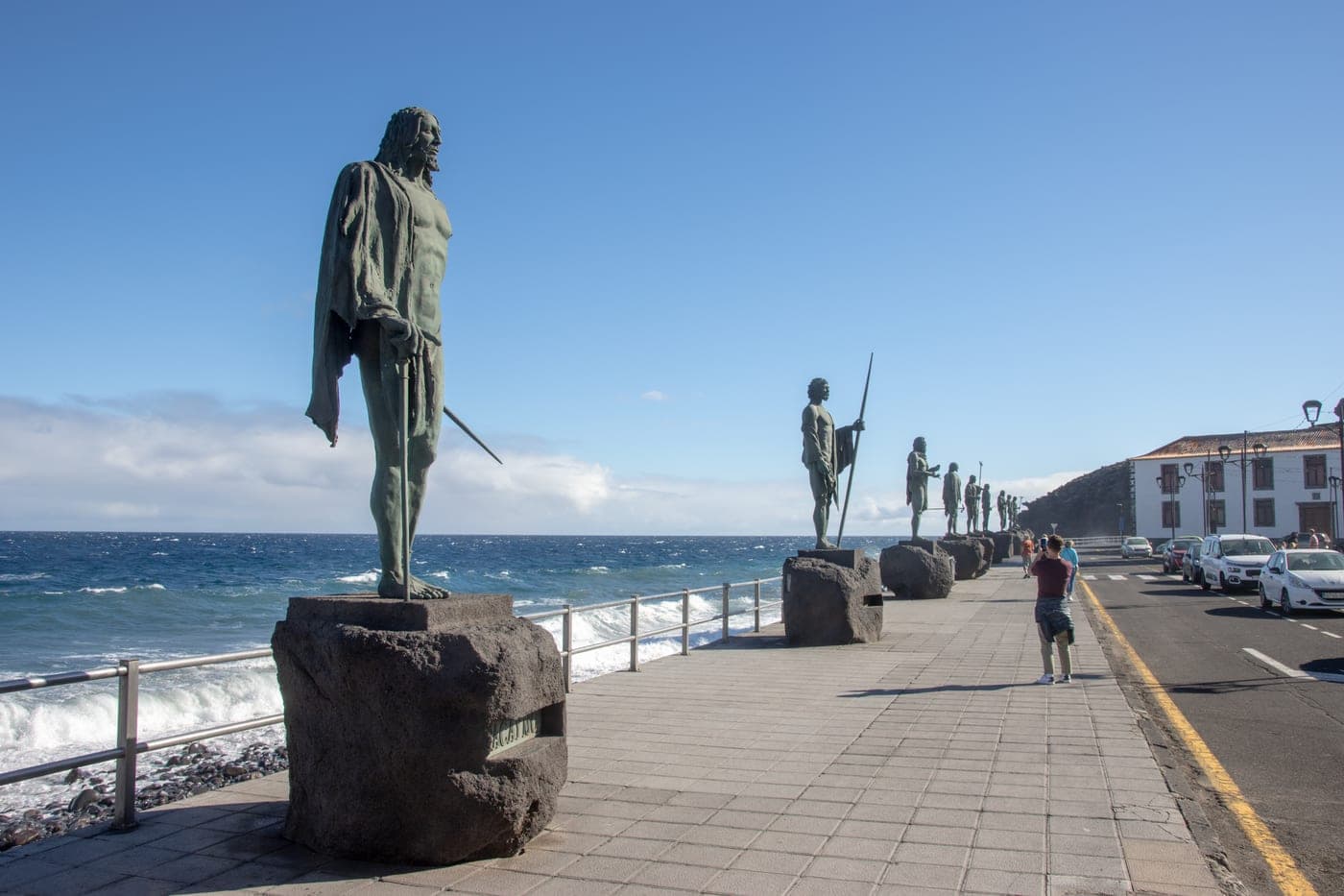 Estatuas de los nueve menceyes